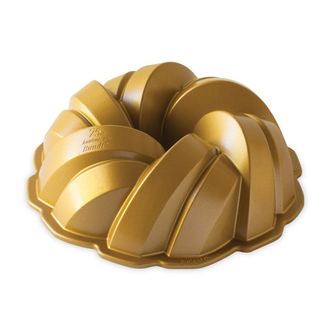 Braided Bundt Pan - Nordic Ware